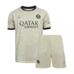 PSG 2023/24 yilgi futbol formasi