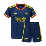 Bolalar uchun Arsenal 2026/27 yilgi safar formasi